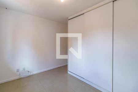 Casa de condomínio à venda com 170m², 3 quartos e 3 vagas Casa de condomínio à venda com 170m², 3 quartos e 3 vagasQuarto 2