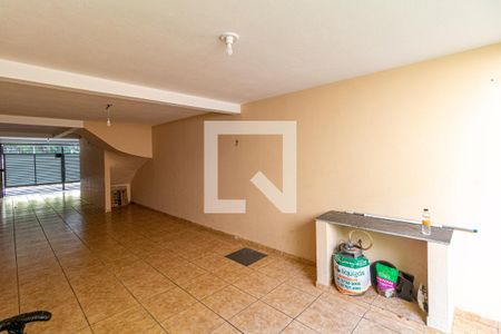 Casa de condomínio à venda com 170m², 3 quartos e 3 vagas Casa de condomínio à venda com 170m², 3 quartos e 3 vagasGaragem