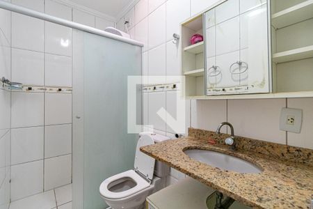 Casa de condomínio à venda com 170m², 3 quartos e 3 vagas Casa de condomínio à venda com 170m², 3 quartos e 3 vagasBanheiro da Suíte