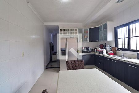 Casa à venda com 289m², 3 quartos e 2 vagasCozinha