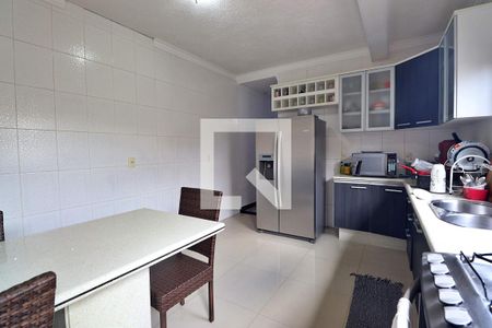 Casa à venda com 289m², 3 quartos e 2 vagasCozinha