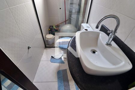 Casa à venda com 289m², 3 quartos e 2 vagasBanheiro Social