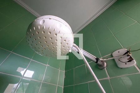 Casa à venda com 316m², 6 quartos e 2 vagas Casa à venda com 316m², 6 quartos e 2 vagasQuarto 5 - Banheiro