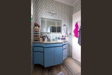 Casa à venda com 316m², 6 quartos e 2 vagas Casa à venda com 316m², 6 quartos e 2 vagasBanheiro 1