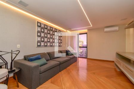 Sala de TV de apartamento para alugar com 4 quartos, 420m² em Higienópolis, São Paulo
