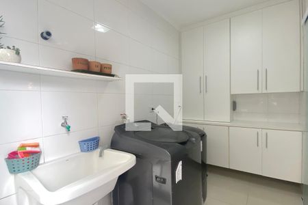 Casa de condomínio à venda com 361m², 5 quartos e 4 vagasÁrea de Serviço