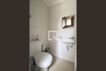 Casa de condomínio à venda com 361m², 5 quartos e 4 vagasBanheiro