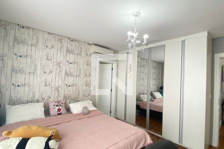 Casa de condomínio à venda com 361m², 5 quartos e 4 vagasSuíte 2