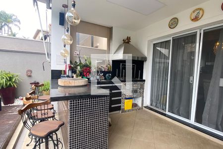 Casa de condomínio à venda com 361m², 5 quartos e 4 vagasChurrasqueira