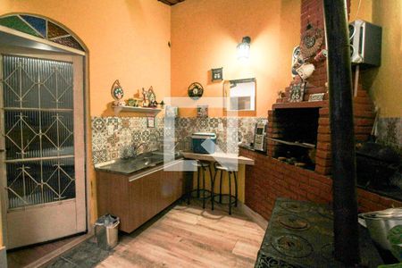 Casa à venda com 257m², 5 quartos e 4 vagas Casa à venda com 257m², 5 quartos e 4 vagasChurrasqueira