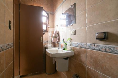 Casa à venda com 160m², 3 quartos e 3 vagasBanheiro da Suíte