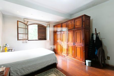 Casa à venda com 160m², 3 quartos e 3 vagasSuíte