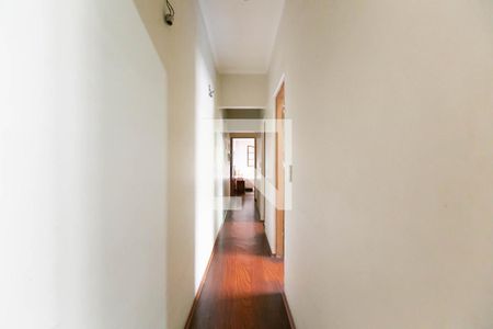 Casa à venda com 160m², 3 quartos e 3 vagasCorredor 