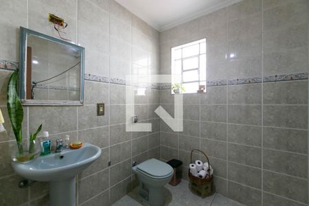 Casa à venda com 160m², 3 quartos e 3 vagasBanheiro 3 