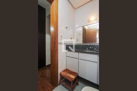 Apartamento à venda com 141m², 2 quartos e 1 vaga Apartamento à venda com 141m², 2 quartos e 1 vagaBanheiro suite 1