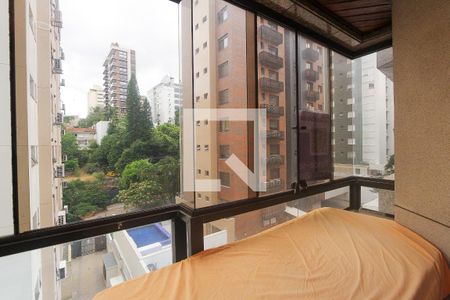Apartamento à venda com 141m², 2 quartos e 1 vaga Apartamento à venda com 141m², 2 quartos e 1 vagaVaranda suite 1