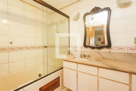 Apartamento à venda com 141m², 2 quartos e 1 vaga Apartamento à venda com 141m², 2 quartos e 1 vagaBanheiro suite 2