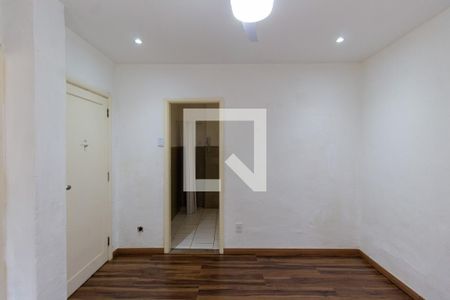 Sala de kitnet/studio para alugar com 1 quarto, 24m² em Santa Teresa, Rio de Janeiro