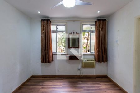 Sala de kitnet/studio para alugar com 1 quarto, 24m² em Santa Teresa, Rio de Janeiro