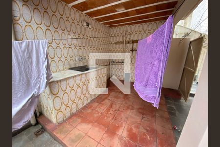 Casa à venda com 280m², 4 quartos e 2 vagasÁrea de Serviço