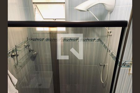 Apartamento à venda com 60m², 3 quartos e 1 vaga Apartamento à venda com 60m², 3 quartos e 1 vagaBanheiro