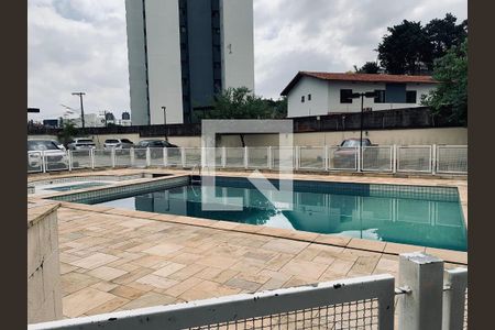 Apartamento à venda com 60m², 3 quartos e 1 vaga Apartamento à venda com 60m², 3 quartos e 1 vagaPiscina