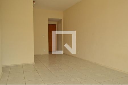 Sala de apartamento para alugar com 4 quartos, 100m² em Taquara, Rio de Janeiro