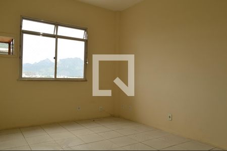 Quarto 1 de apartamento para alugar com 4 quartos, 100m² em Taquara, Rio de Janeiro