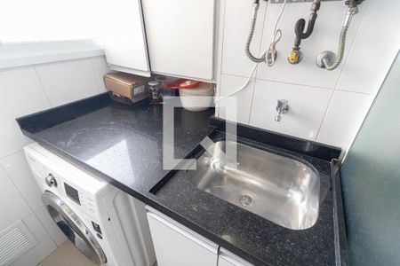 Apartamento à venda com 67m², 2 quartos e 1 vaga Apartamento à venda com 67m², 2 quartos e 1 vagaLavanderia