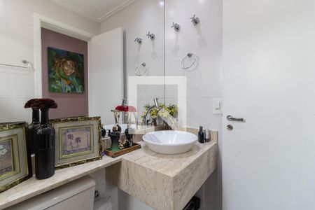 Apartamento à venda com 67m², 2 quartos e 1 vaga Apartamento à venda com 67m², 2 quartos e 1 vagaBanheiro Social