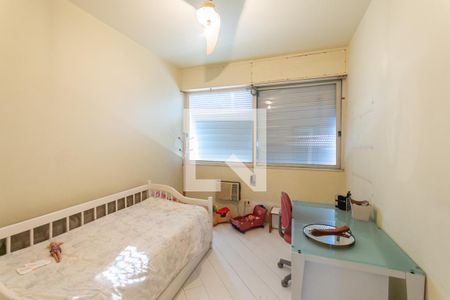 Apartamento à venda com 250m², 4 quartos e 2 vagasQuarto 1