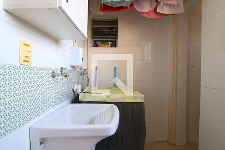 Apartamento à venda com 80m², 3 quartos e 2 vagasBanheiro 2