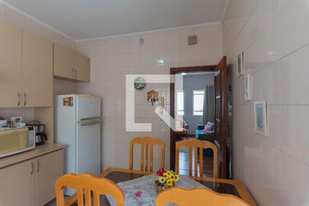 Casa à venda com 76m², 2 quartos e 2 vagas Casa à venda com 76m², 2 quartos e 2 vagasCozinha