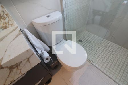 Casa à venda com 220m², 3 quartos e 3 vagasBanheiro Quarto 2 