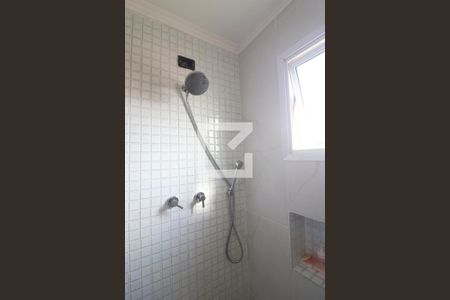 Casa à venda com 220m², 3 quartos e 3 vagasBanheiro Quarto 2 