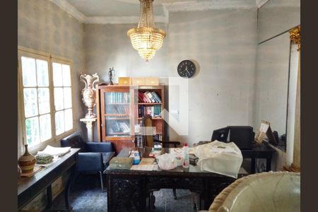 Casa à venda com 170m², 3 quartos e 2 vagas