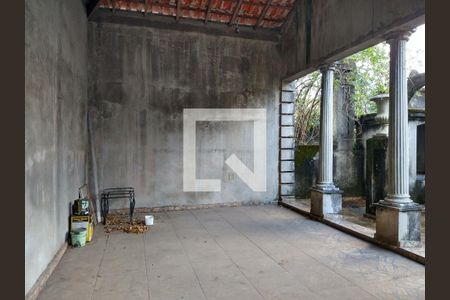 Casa à venda com 170m², 3 quartos e 2 vagas