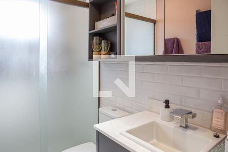 Apartamento à venda com 93m², 3 quartos e 2 vagas Apartamento à venda com 93m², 3 quartos e 2 vagasBanheiro da Suíte 1