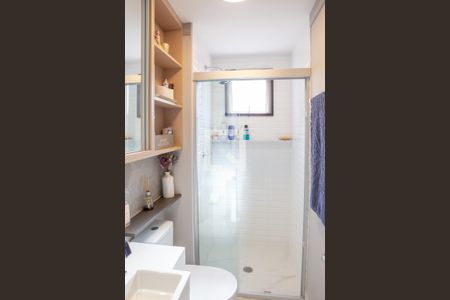 Apartamento à venda com 93m², 3 quartos e 2 vagas Apartamento à venda com 93m², 3 quartos e 2 vagasBanheiro da Suíte 2