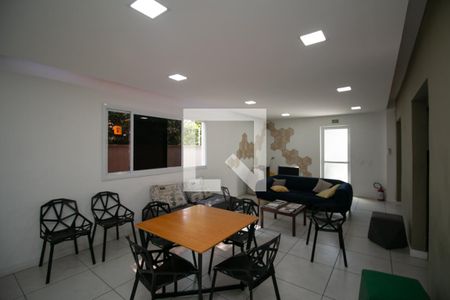 Studio à venda com 29m², 1 quarto e sem vagaSalão de Festas 