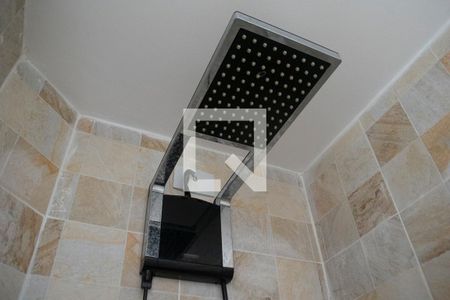 Casa à venda com 310m², 3 quartos e 2 vagas Casa à venda com 310m², 3 quartos e 2 vagasBanheiro 2