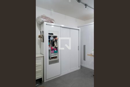 Casa à venda com 310m², 3 quartos e 2 vagas Casa à venda com 310m², 3 quartos e 2 vagasQuarto 1