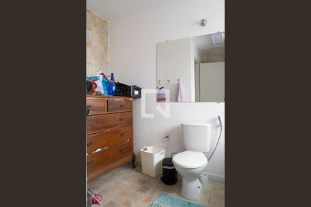 Casa à venda com 310m², 3 quartos e 2 vagas Casa à venda com 310m², 3 quartos e 2 vagasBanheiro 2