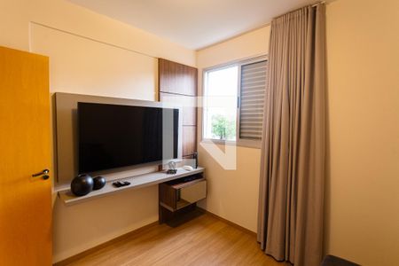 Apartamento à venda com 114m², 4 quartos e 3 vagasQuarto 4