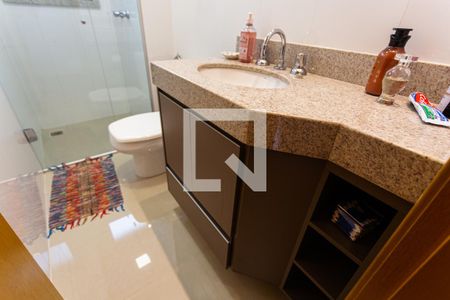 Apartamento à venda com 114m², 4 quartos e 3 vagasArmário do Banheiro da Suíte