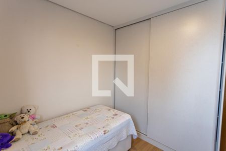 Apartamento à venda com 114m², 4 quartos e 3 vagasQuarto 2