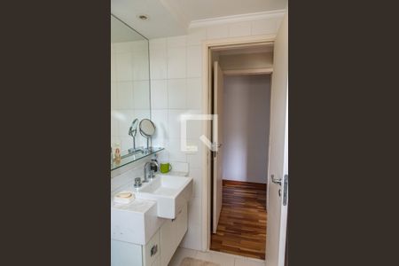 Apartamento à venda com 178m², 4 quartos e 3 vagasBanheiro da suíte 1