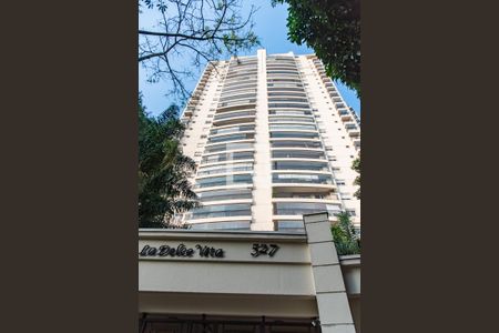 Apartamento à venda com 178m², 4 quartos e 3 vagasFachada