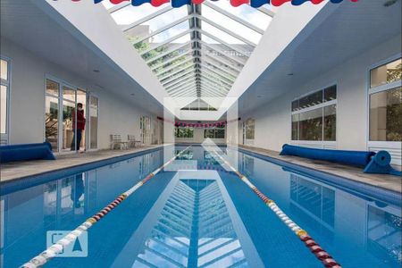 Apartamento à venda com 178m², 4 quartos e 3 vagasPiscina aquecida