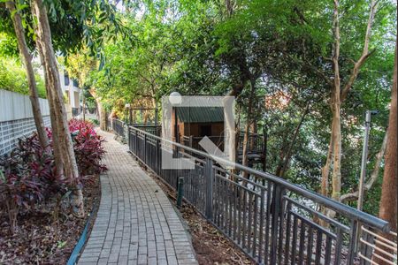 Apartamento à venda com 178m², 4 quartos e 3 vagasPista de caminhada